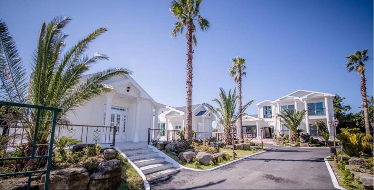 Jeju Washington Pension Согвипхо Экстерьер фото
